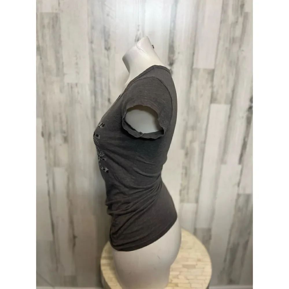 Guess gray shirt - Picture 4 of 6